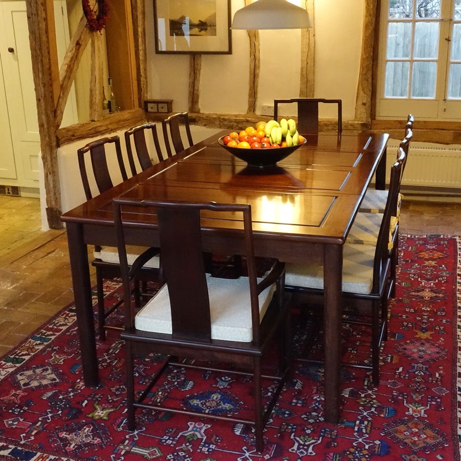 Chinese Furniture, Oriental Rosewood Furniture , Classic Chinese style solid rosewood dining table with 6 side chairs and 2 carvers.